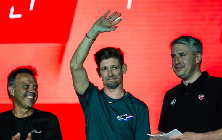 MotoGP: Casey Stoner desafia Márquez ‘Ainda tenho cartas na manga’