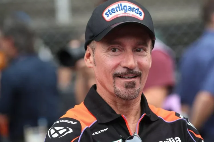 MotoGP: Biaggi desafia a idade e roda a apenas quatro segundos das 850 de 2027