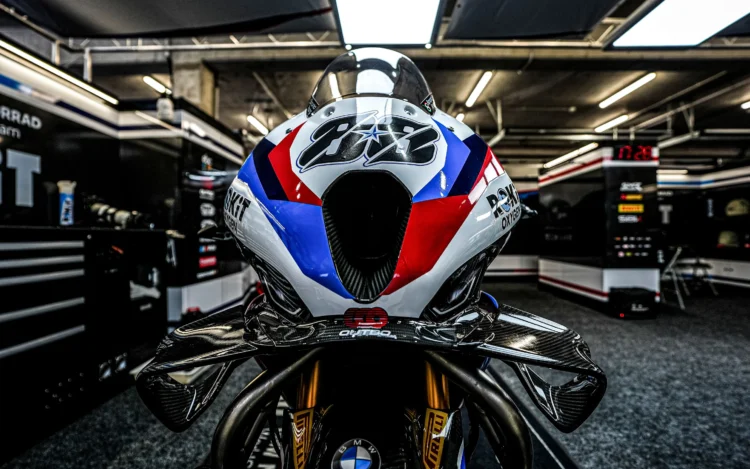 WSBK: BMW M1000RR a arma de Miguel Oliveira e Danilo Petrucci para desafiar a Ducati