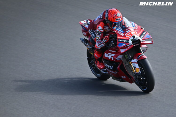 MotoGP: Marc Márquez manda em MotorLand! Espanhol lidera FP1 por apenas 35 milésimos