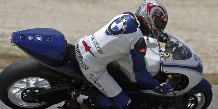 MotoGP: O projeto secreto da BMW que nunca chegou à grelha de partida.