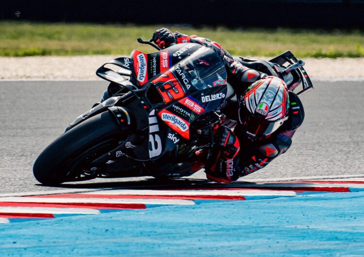 MotoGP: Marco Bezzecchi bate a concorrência e lidera PR em Silverstone