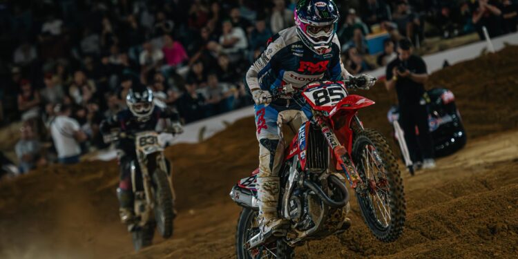 CN Supercross: Cédric Soubeyras foi o grande destaque da classe Elite em Poutena