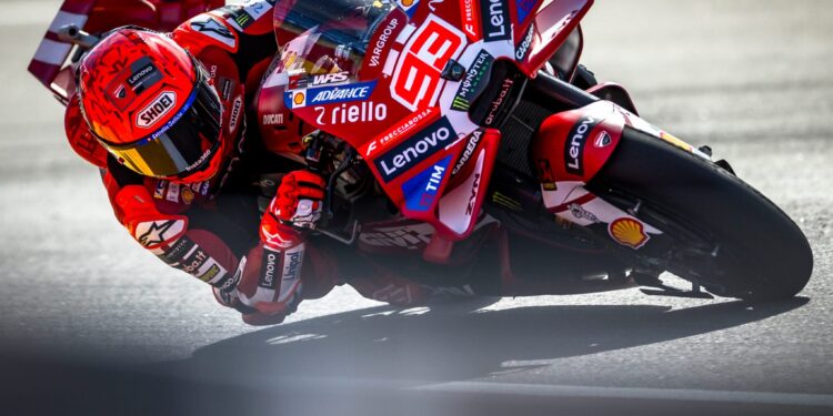 MotoGP: Marc Márquez dá novo golpe no campeonato com vitória na Sprint de Aragão