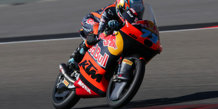 MotoGP: Moto3, Valentin Perrone termina sexta-feira no topo em Silverstone