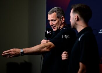 MotoGP: Simon Crafar explica as polémicas penalizações ‘Nunca são olho por olho’