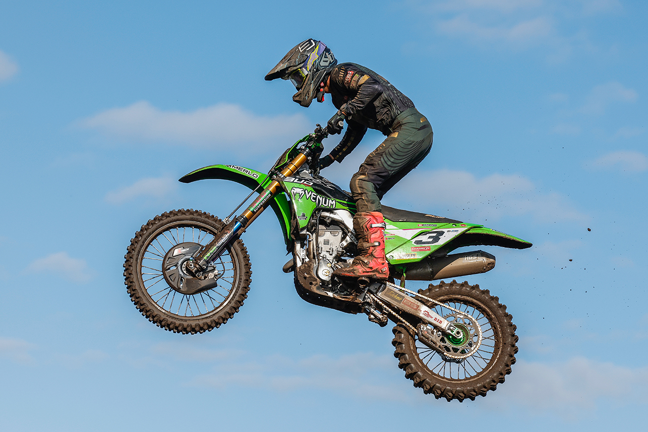 EMX250 – Kawasaki e Francisco Garcia sagram-se campeões europeus thumbnail