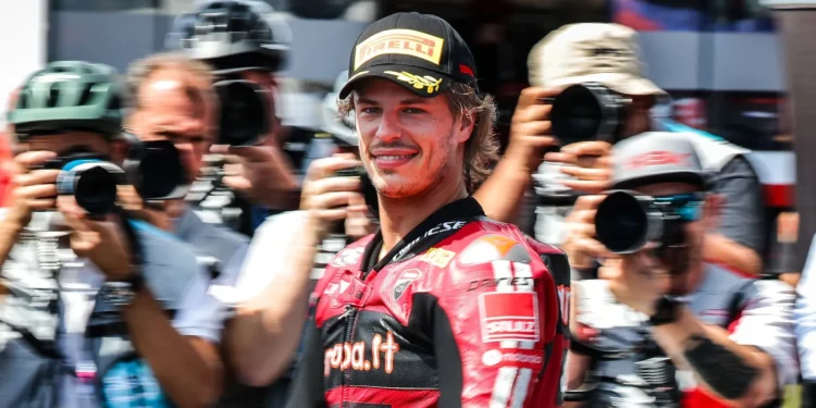 WSBK: Do domínio na Superbike ao sonho do MotoGP! Bulega conta tudo sobre a mudança