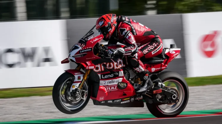 WSBK: Lecuona repete liderança em Cremona no FP2 e Ducati coloca quatro motos no top 5