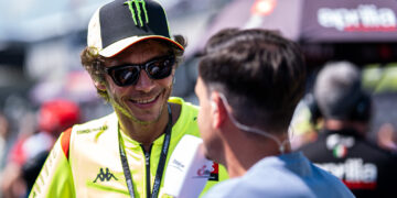 MotoGP: Valentino Rossi e um regresso ‘Sou embaixador da Yamaha, por isso, se me pedirem para a testar, porque não?’