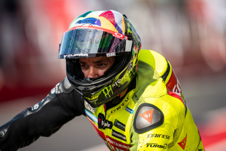 MotoGP: Franco Morbidelli penalizado com Long Lap por condução perigosa