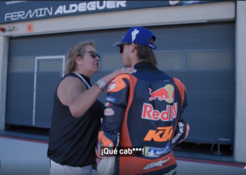 MotoGP: Entre risos e elogios, o encontro de Acosta com a mãe de Marc Márquez