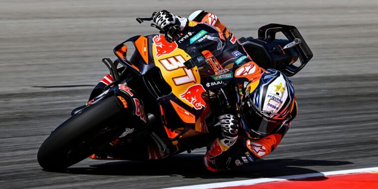 MotoGP: Acosta carrega a KTM às costas? Espargaró acredita que sim