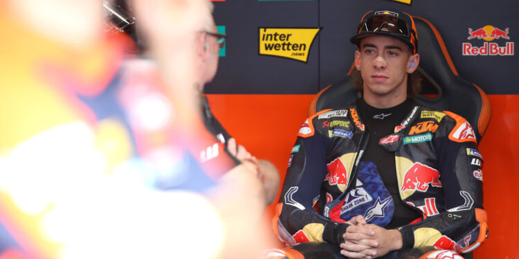 MotoGP: Pedro Acosta assume o erro após queda na Sprint ‘Sim, fiz merda’