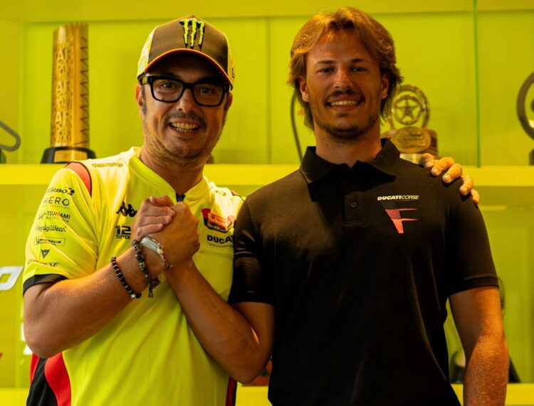 MotoGP: Bulega no Mundial! Rossi destaca “história fantástica” e Toprak garante que “merece”
