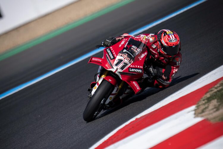 WSBK: Nicolò Bulega fecha fim de semana perfeito com nova vitória em Magny-Cours
