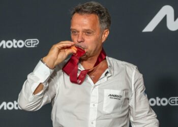 MotoGP: Três títulos, 29 vitórias e agora uma Lenda! Capirossi homenageado em Misano
