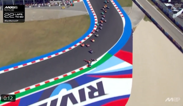 MotoGP: Moto2, Drama no arranque! Agius, Holgado e Piqueras fora logo na primeira curva
