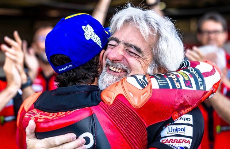 MotoGP: Dall’Igna rende-se a Marc Márquez ‘Um verdadeiro fenómeno’ e deixa recado sobre Bagnaia