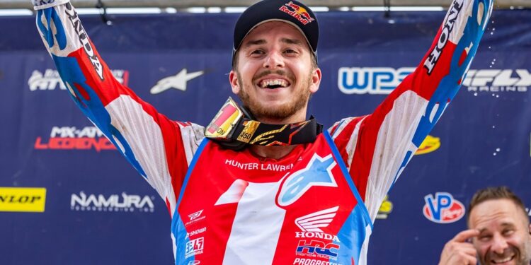 AMA Pro Motocross: Hunter Lawrence conquista título histórico entre irmãos após vitória dominante de Prado