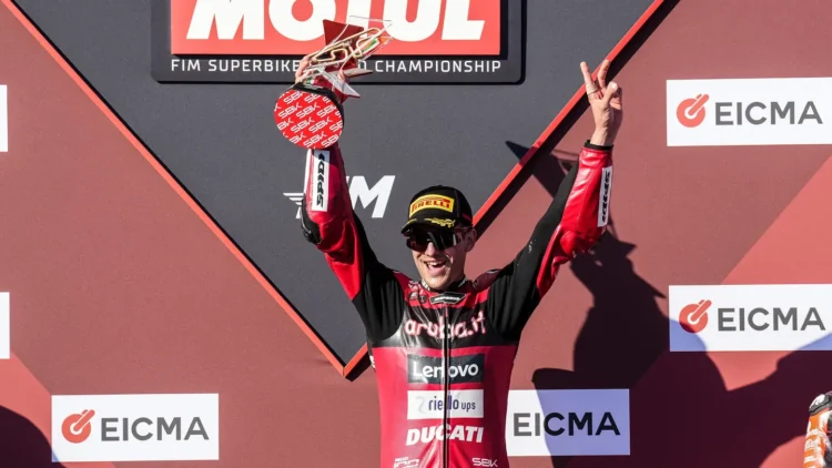 WSBK: Iker Lecuona ‘Disse à equipa para não tocar na moto;Quero levá-la para o Estoril exatamente com esta sensação’