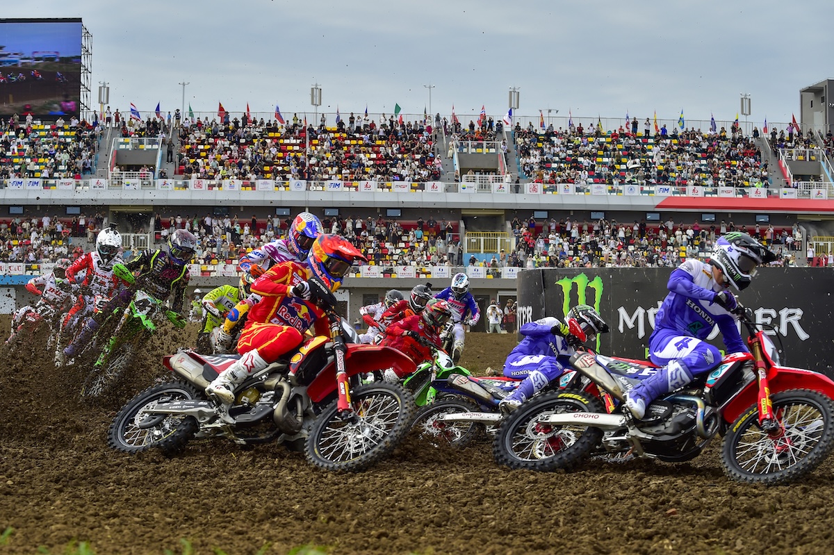 MXGP – Herlings e Mclellan dão Show na China thumbnail