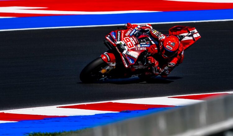 MotoGP: Marc Márquez vence em Misano, Bezzecchi cai e o título fica cada vez mais perto