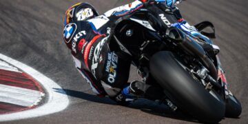 WSBK: Miguel Oliveira reage ao sábado difícil e garante 8.º lugar na Superpole Race