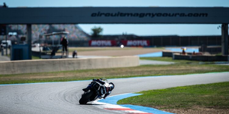 WSBK: Miguel Oliveira revela o problema da BMW após Magny-Cours ‘Temos uma janela muito estreita’