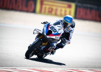 WSBK: Opinião, Miguel Oliveira trava batalha invisível na BMW: a herança de Toprak está a custar caro?