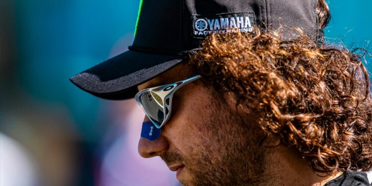 MotoGP: Alex Rins deixa as duas rodas e prepara novo desafio, Dakar ou Fórmula 3?