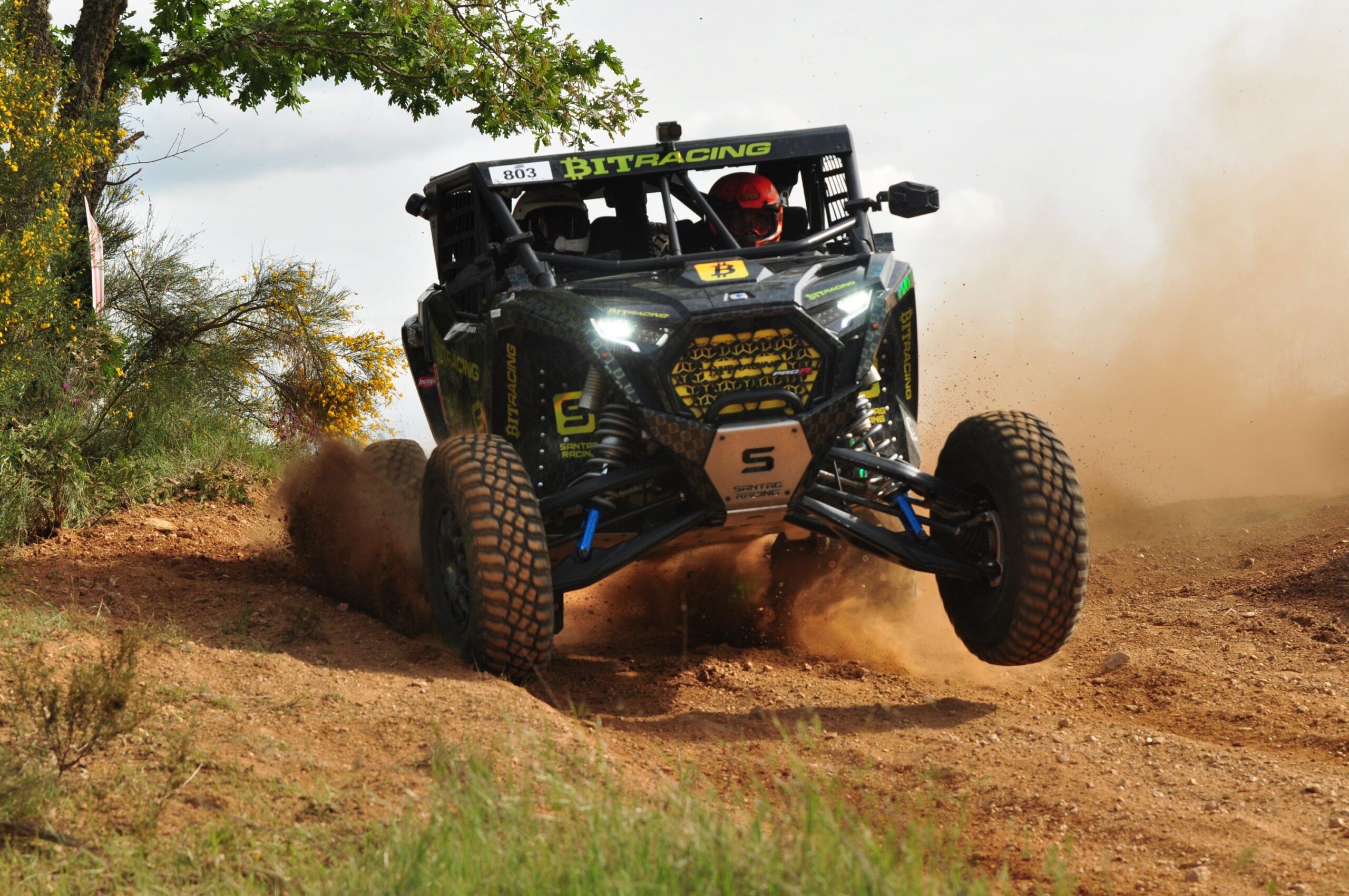 Troféu Polaris RZR 2026 com 21 equipas na Baja TT Sharish Gin thumbnail