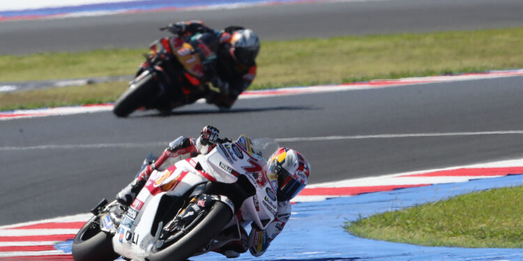 MotoGP: Polémico! Alex Márquez mostra o dedo do meio a Acosta