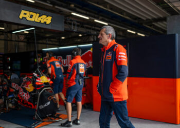 MotoGP: Guenther Steiner revela porque razão a Tech3 escolheu Agius e deixou Gonzalez de fora