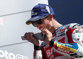 MotoGP: ‘Este pódio é para Marco Simoncelli’ Álex Márquez emociona-se após segundo lugar