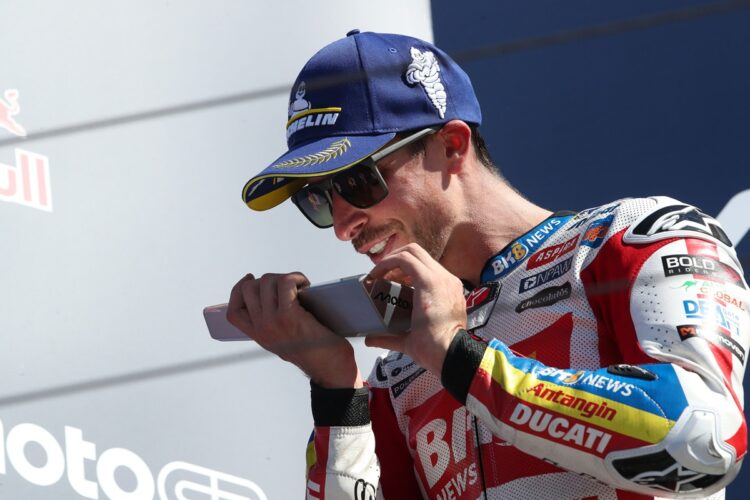 MotoGP: ‘Este pódio é para Marco Simoncelli’ Álex Márquez emociona-se após segundo lugar