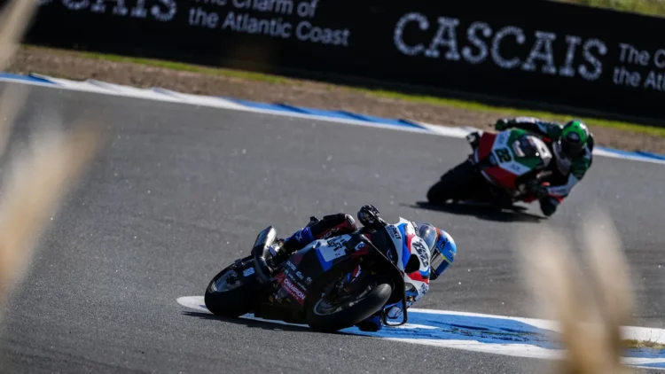 WSBK: Miguel Oliveira é 4º e falha o pódio por apenas 0,141 segundos na Superpole Race do Estoril