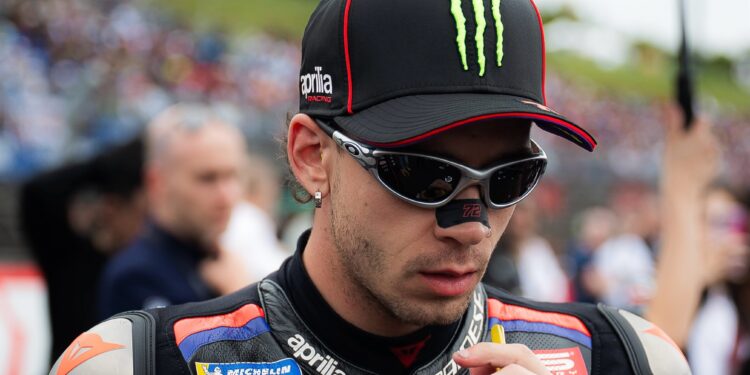MotoGP: Bezzecchi mantém-se na luta pelo título e deixa Márquez e Martín sob pressão