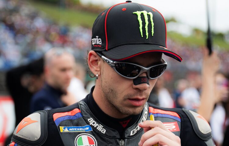 MotoGP: Bezzecchi mantém-se na luta pelo título e deixa Márquez e Martín sob pressão