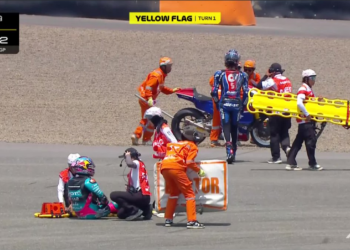 MotoGP: Moto2, Bandeira vermelha! Acidente com Holgado, David Alonso e Joe Roberts força reinício da corrida
