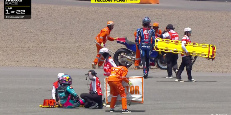 MotoGP: Moto2, Bandeira vermelha! Acidente com Holgado, David Alonso e Joe Roberts força reinício da corrida