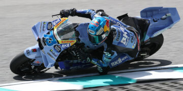 MotoGP: Alex Márquez bate o irmão Marc e conquista a pole position em Sepang