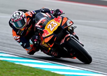 MotoGP: Enea Bastianini surpreende em Sepang e lidera FP2