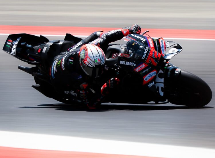 MotoGP: Bezzecchi domina em Mandalika e conquista vitória categórica no GP da Indonésia
