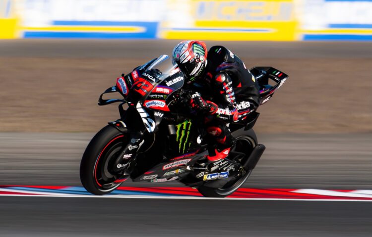 MotoGP: Marco Bezzecchi lidera FP2 na Indonésia e Aprilia coloca dois pilotos no topo