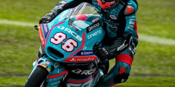 MotoGP_ Moto2, Daniel Holgado dá espetáculo em Sepang e garante a pole com autoridade