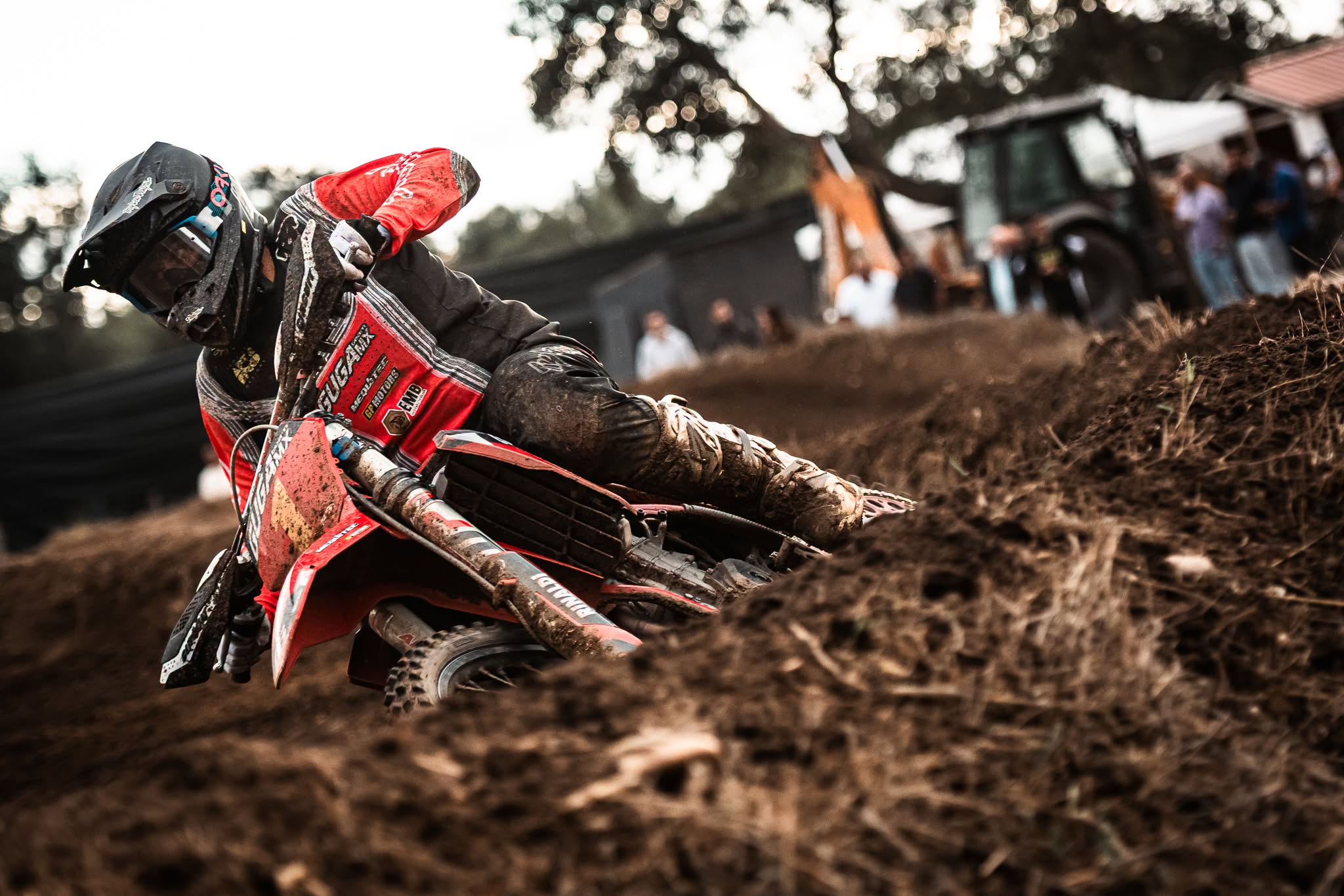 CN Motocross: Gerard Congost torna-se campeão nacional de motocross no traçado de Granho thumbnail