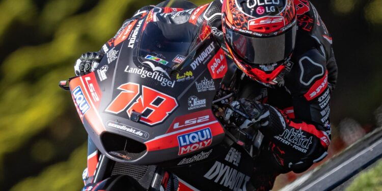MotoPG: Moto2, Manuel González impõe-se no PR na Malásia
