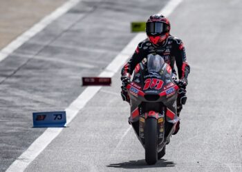MotoGP: Moto2, ‘Manu’ González lança aviso à concorrência e comanda FP1 no Japão