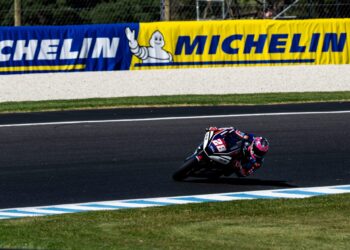 MotoGP: Moto2, Izan Guevara volta a liderar FP3 na Austrália desta vez, na chuva